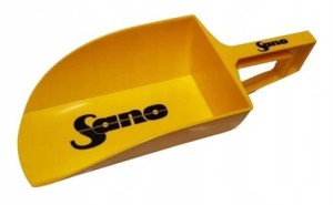 Sano-Szufelka do paszy plastikowa